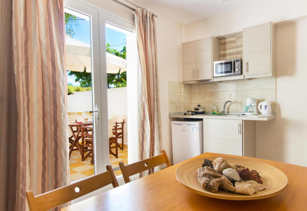 Aegean Sun Apartments Skala Rachoni  ภายนอก รูปภาพ